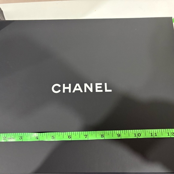 Empty CHANEL Black Gift Bag and Box Set - Picture 4 of 6